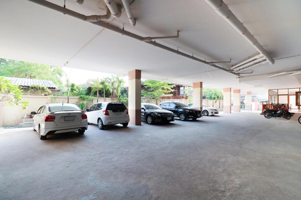Oyo 794 Nice Mum Lodge Chiang Mai Exterior photo